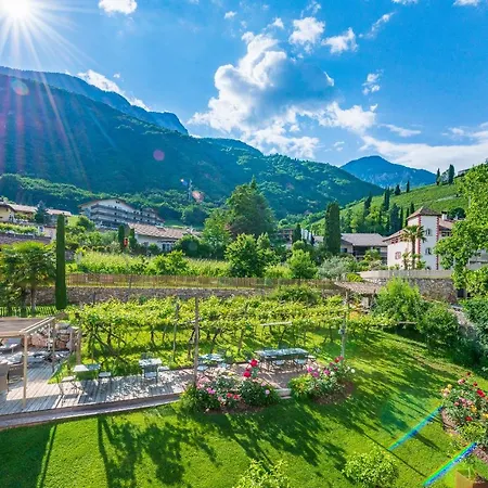 Gartenheim Tramin Hotel 3*