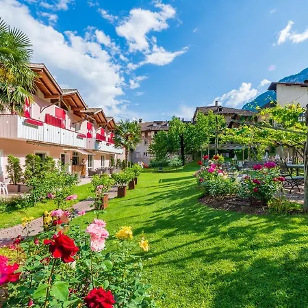 Hotel Gartenheim Tramin 3*